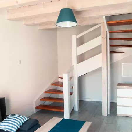 펜션 Domki Summer 웨바