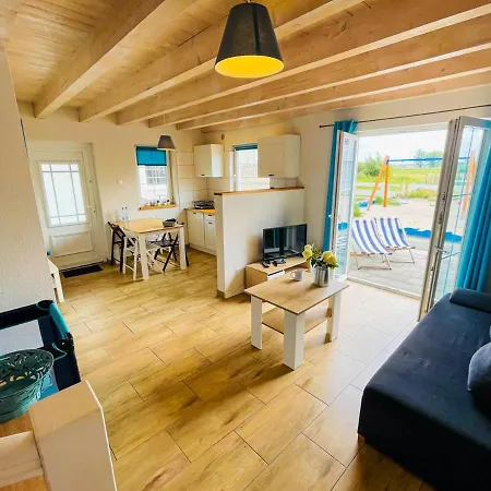 펜션 Domki Summer 웨바